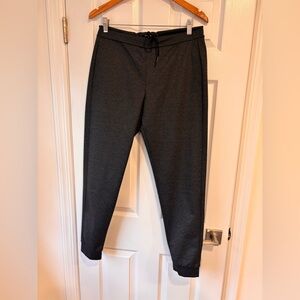 Saks Fifth Avenue Slim-Fit Joggers size medium NWT